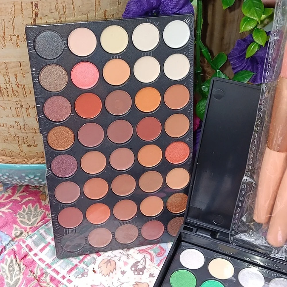🆕️POPFEEL 120 COLOR PROFESSIONAL COMPLETE EYESHADOW PALETTE & BRUSH GIFT SET